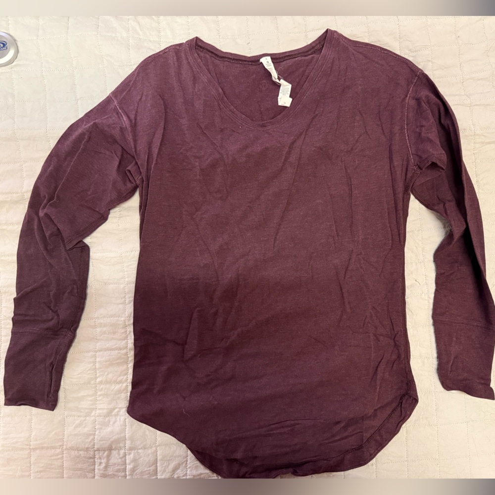 Lululemon Athletica Maroon Long Sleeve Top - size 4